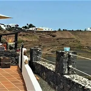 Сasa de vacaciones Casa Caldera Guiguan, Tinajo